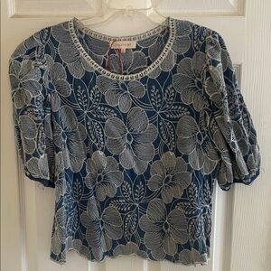 Solitaire Navy and White Floral Blouse